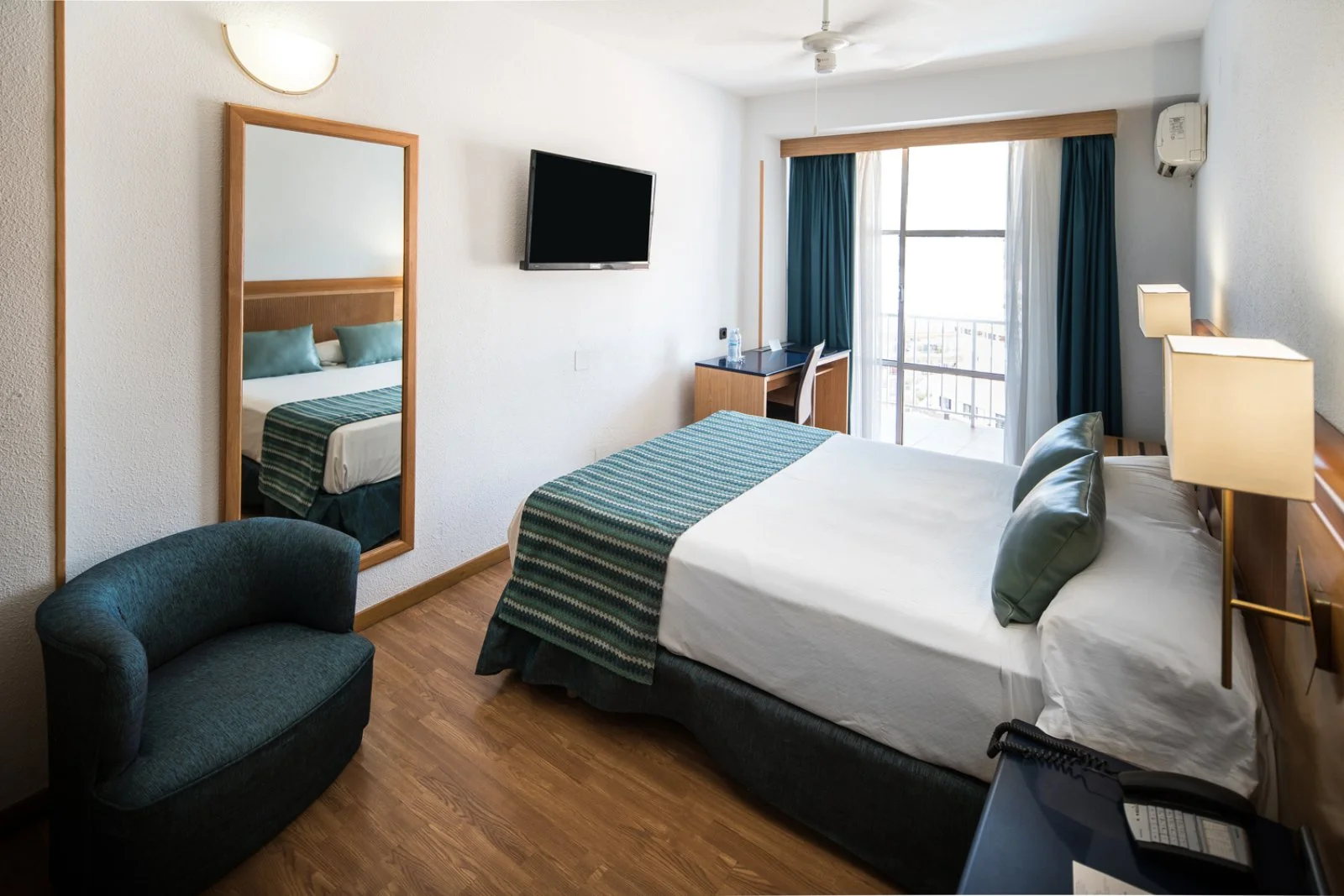 CATALONIA LAS VEGAS HOTEL – Los Cristianos