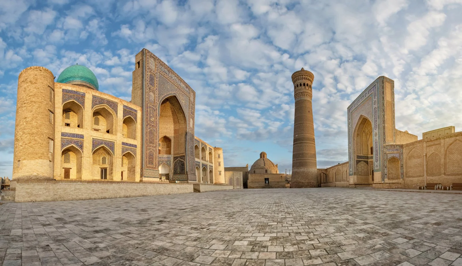 Intour Via Della Seta - Bukhara, Moschea Poi-I Kalyan
