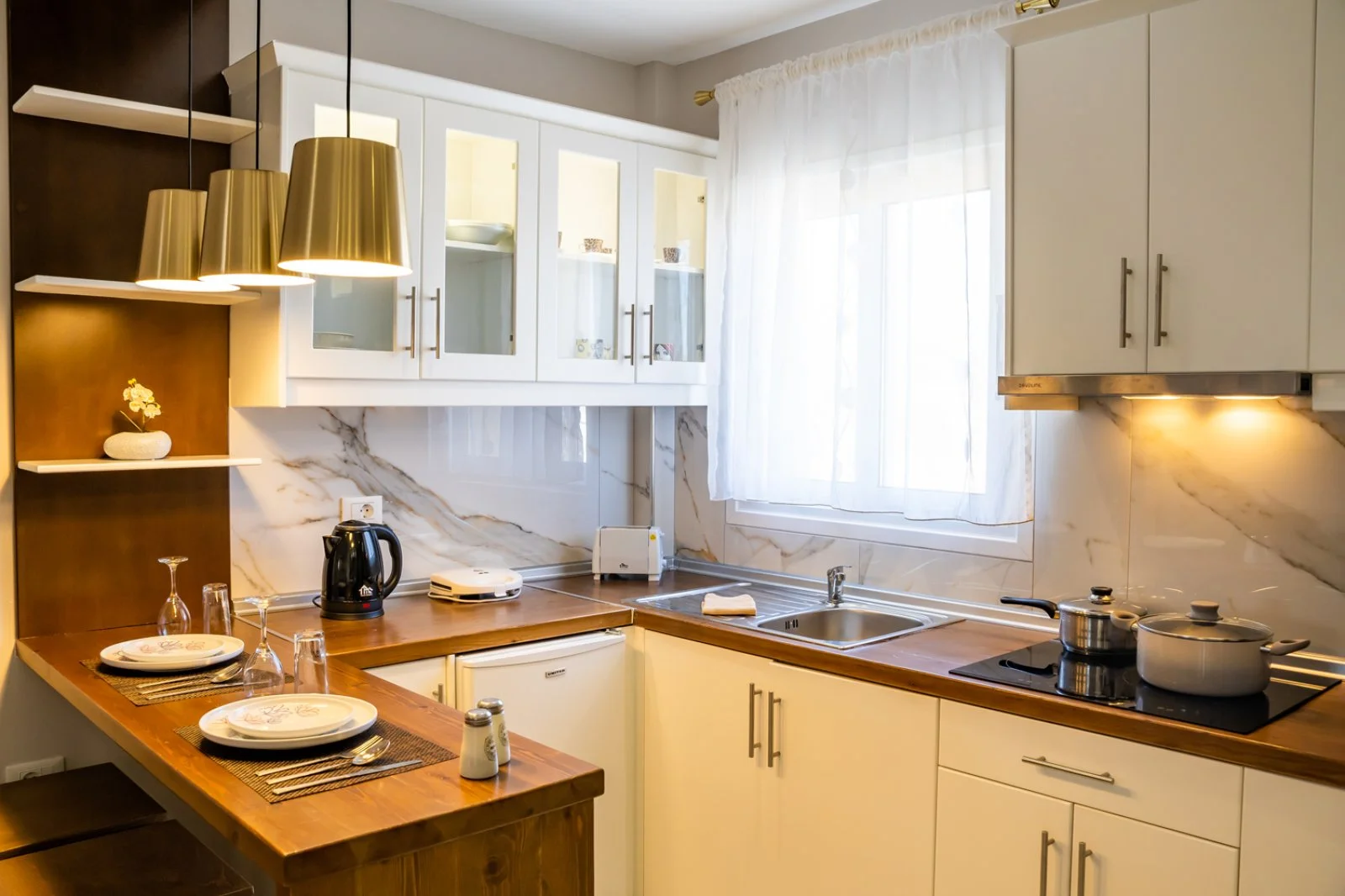 MIKE'S LUXURY APARTMENT – Lakki