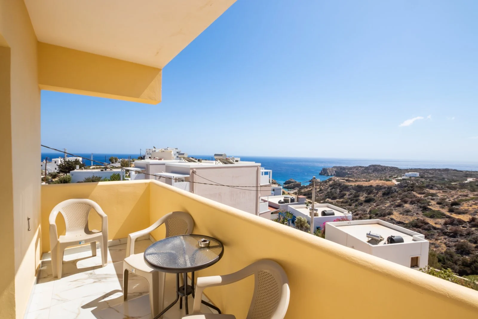 MIKE'S LUXURY APARTMENT – Lakki