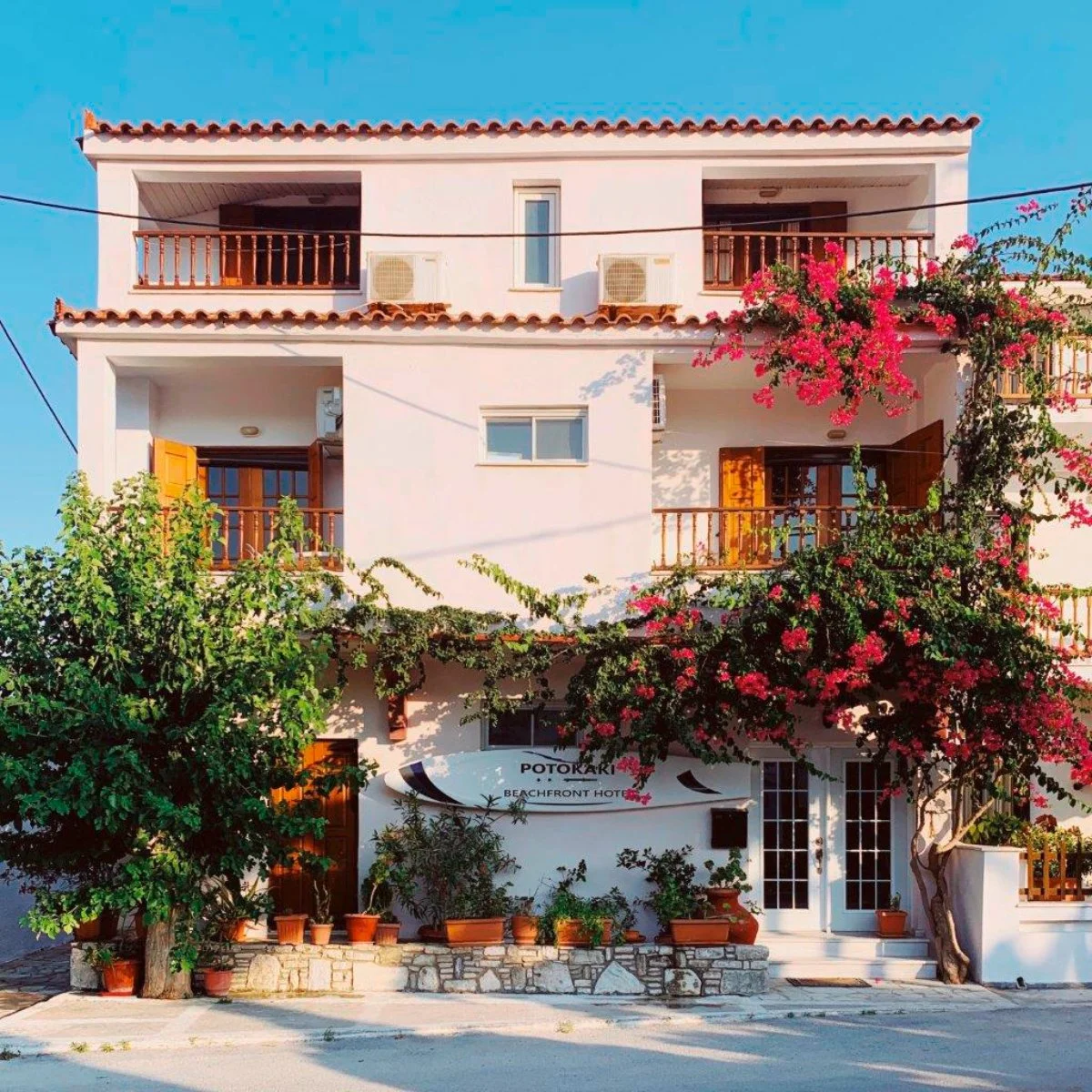 POTOKAKI BEACH FRONT HOTEL – Potokaki