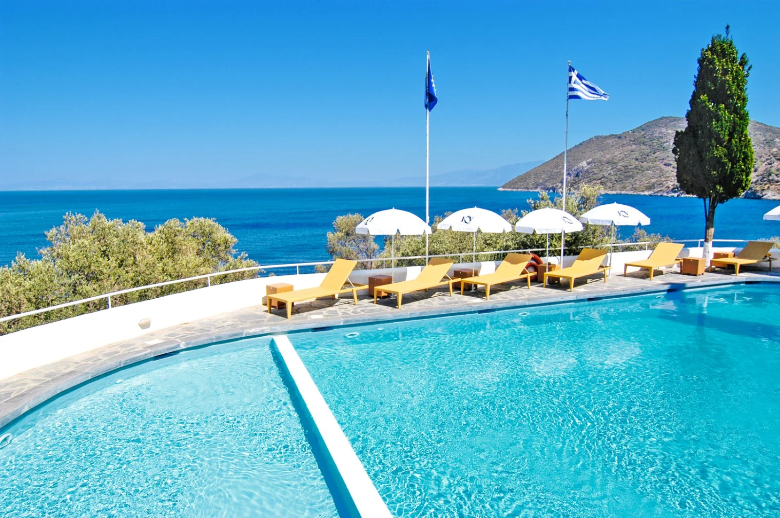 HOTEL KERVELI VILLAGE – Vathy