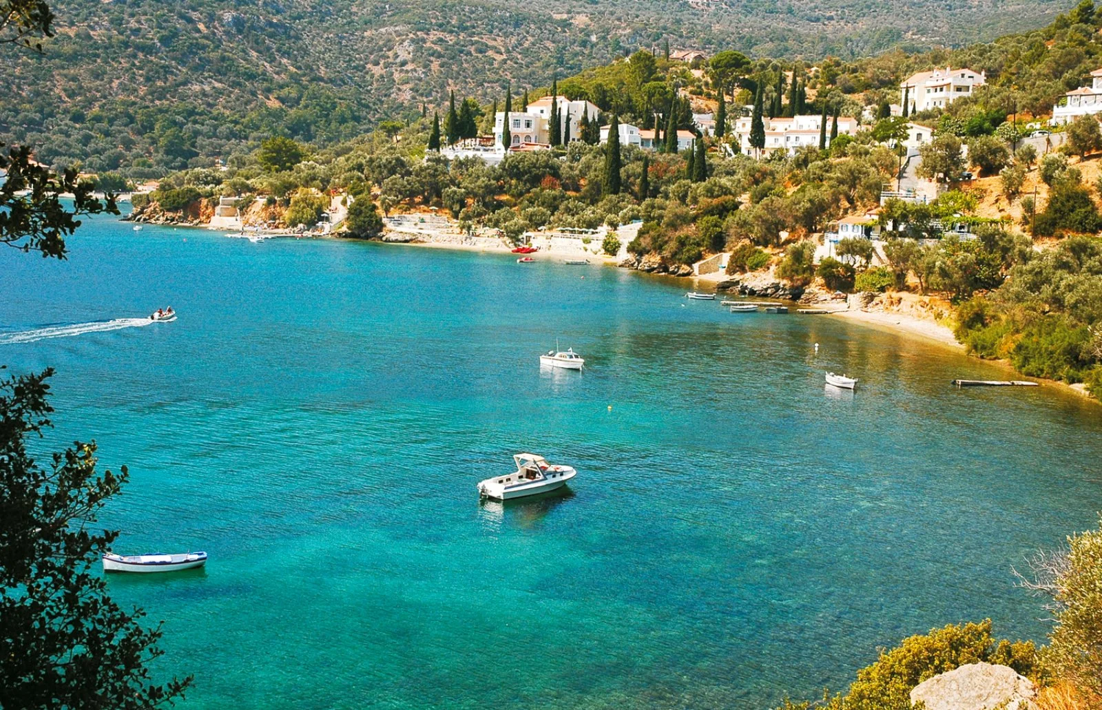 HOTEL KERVELI VILLAGE – Vathy