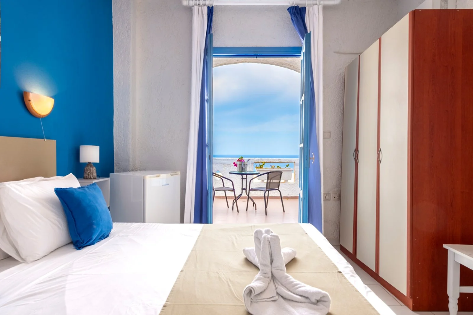 HOTEL BLUU BAHARI – Arkasa