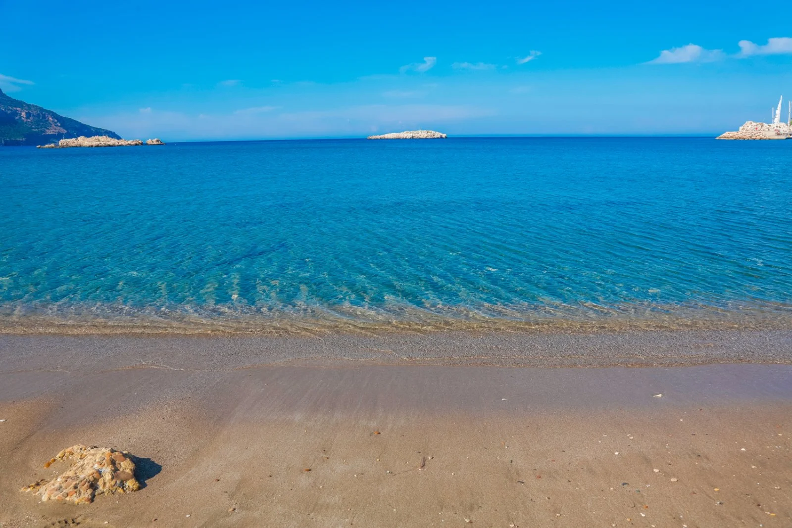La spiaggia di Pigadia