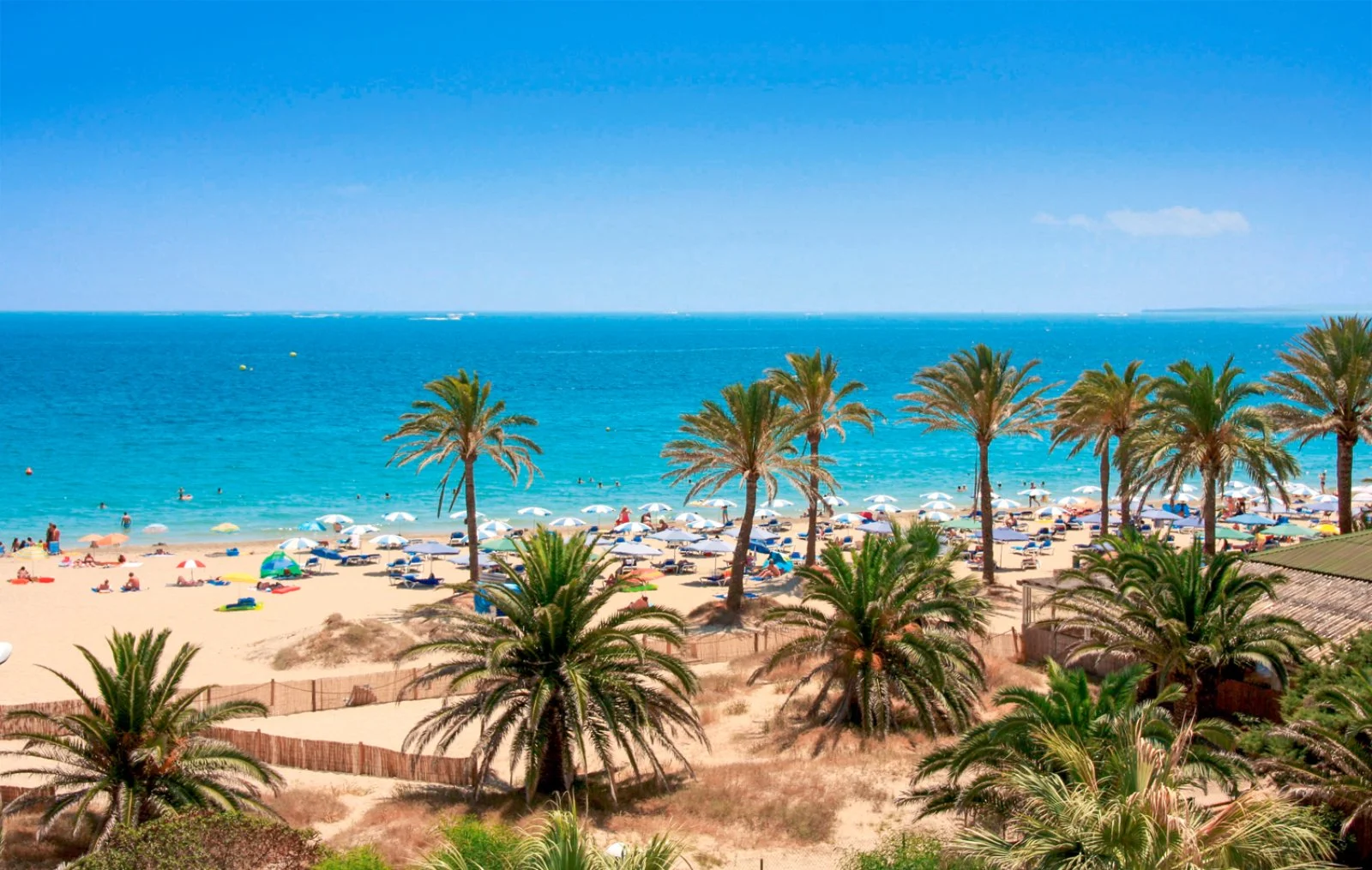 La spiaggia di Playa d'en Bossa