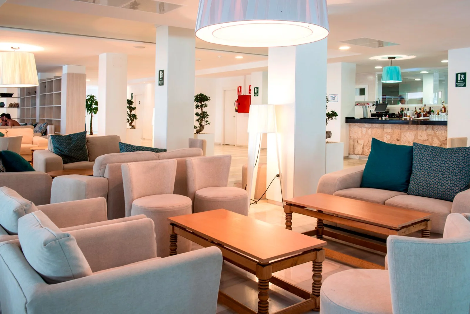 SEARESORT FERGUS STYLE BAHAMAS – Sant jordi de ses salines
