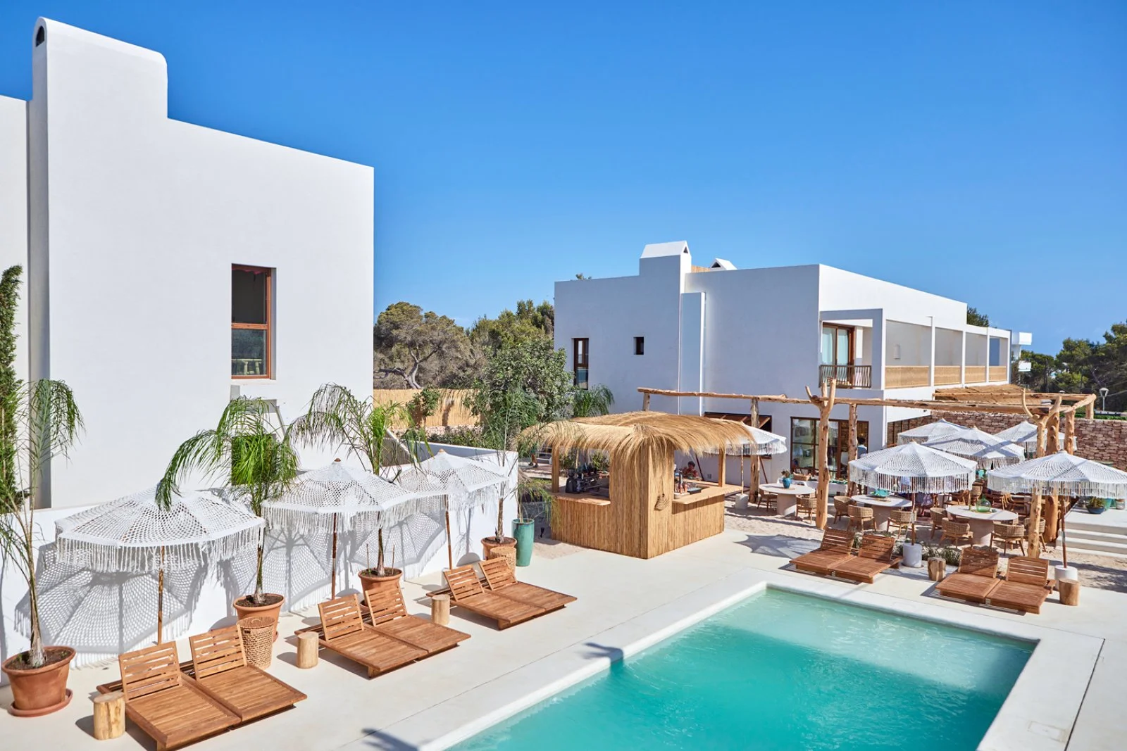 MAR SUITES FORMENTERA BY UNIVERSAL BEACH HOTELS – Es Pujols